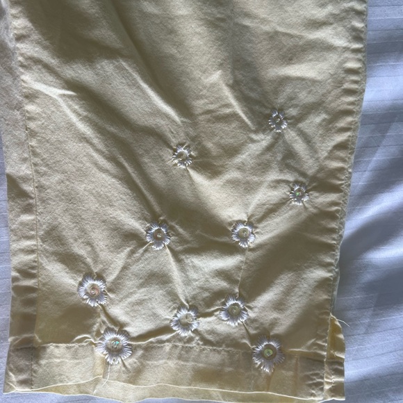 Cute Happy Embroidered Capri’s with Pockets! - Picture 2 of 5